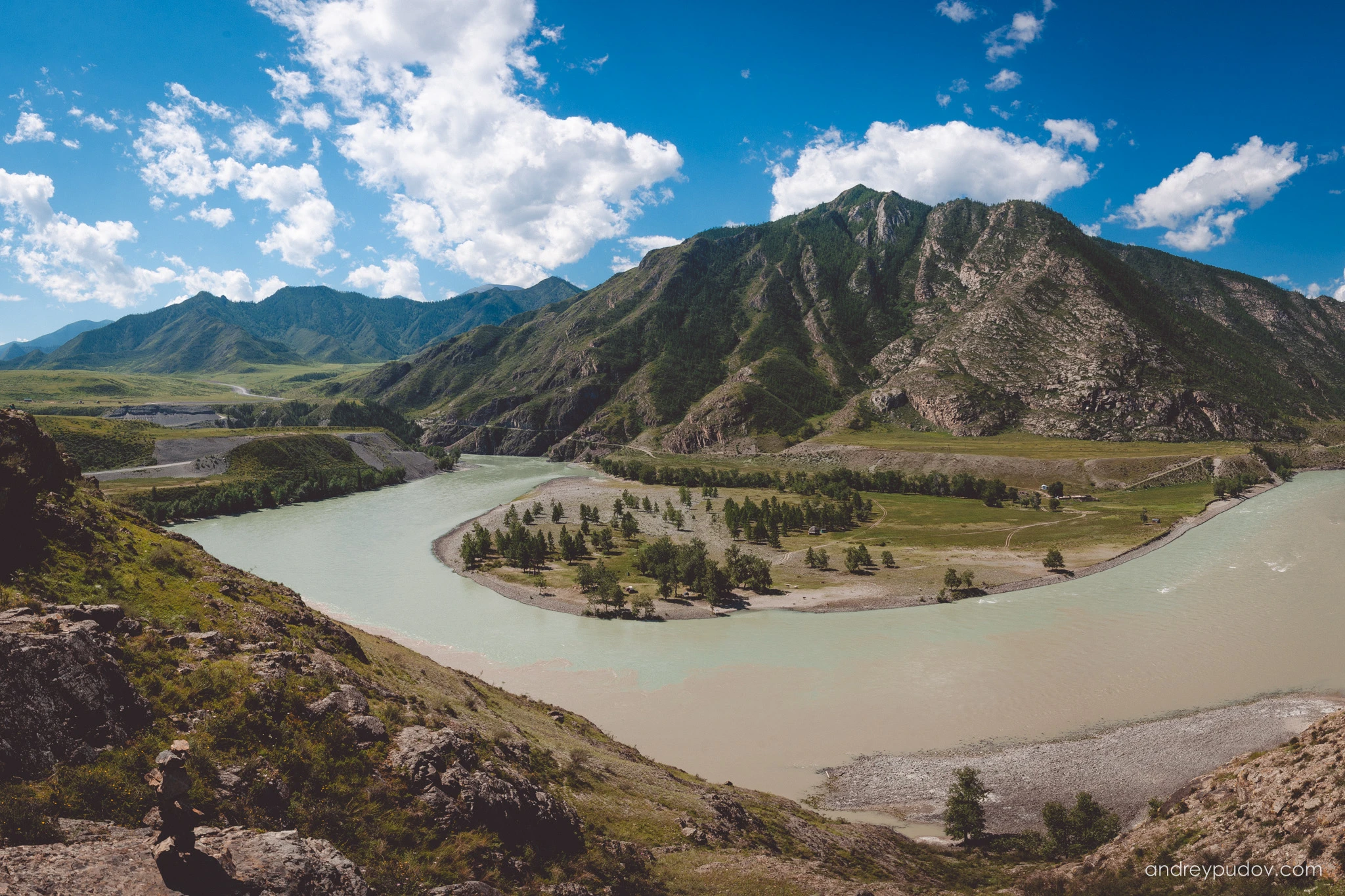 Altay. Conquering Siberia 2.0 - The Confluence of Chuya and Katun Rivers