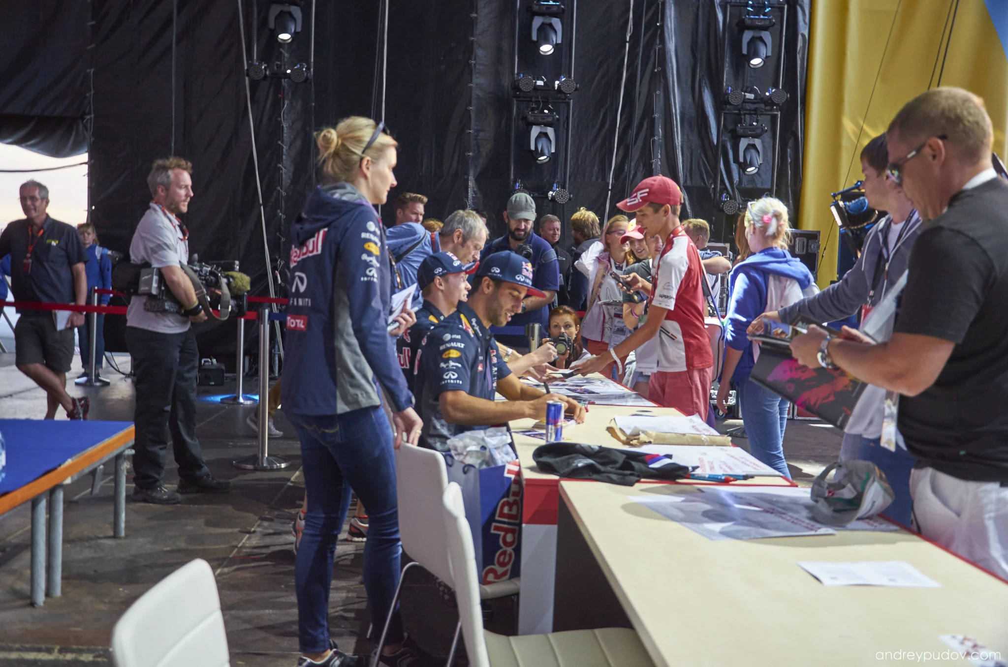 2015 Formula 1 Russian Grand Prix - Red Bull pilots Daniil Kvyat and Daniel Ricciardo on the autograph session.